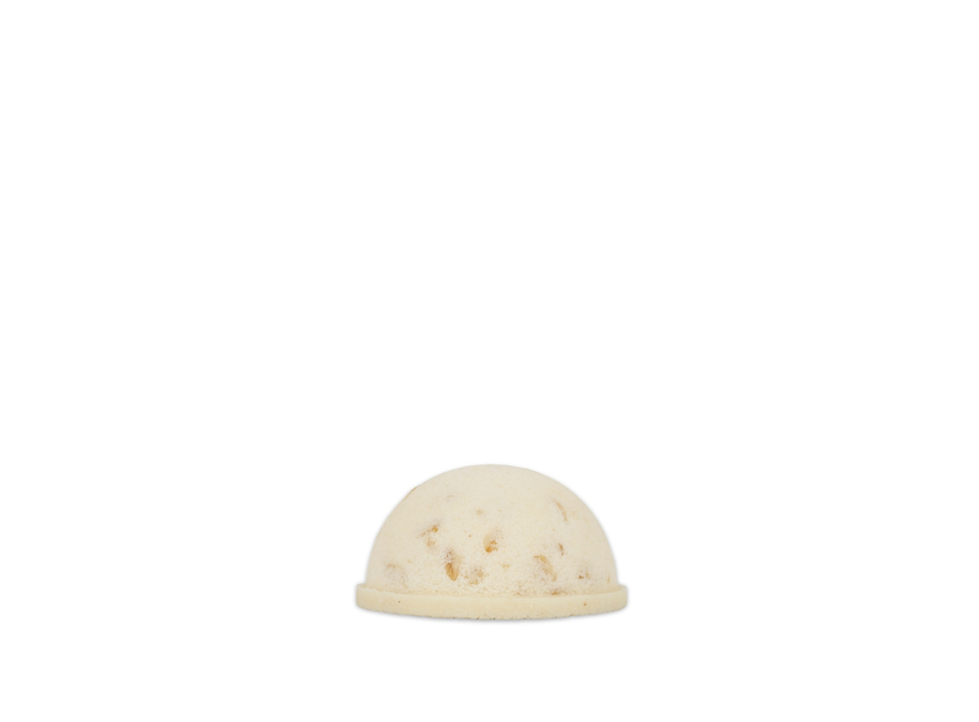 Milk-Honey-Oat: bath bomb