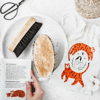 Körpermassagebürste - dunkles Haar